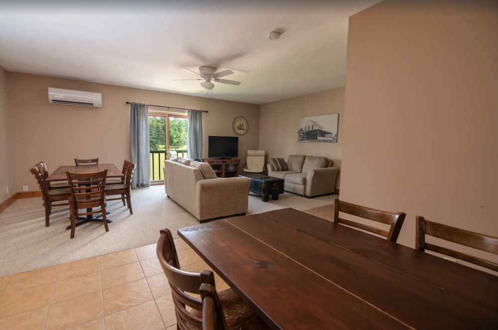 Living area and dining table in the Retreat