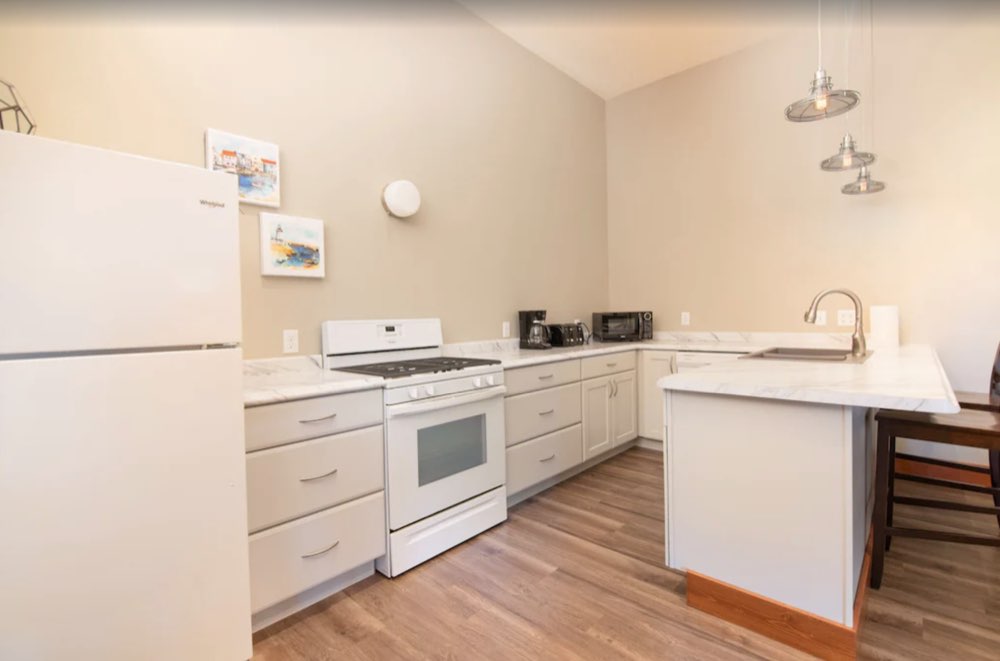 Kitchen in T West
